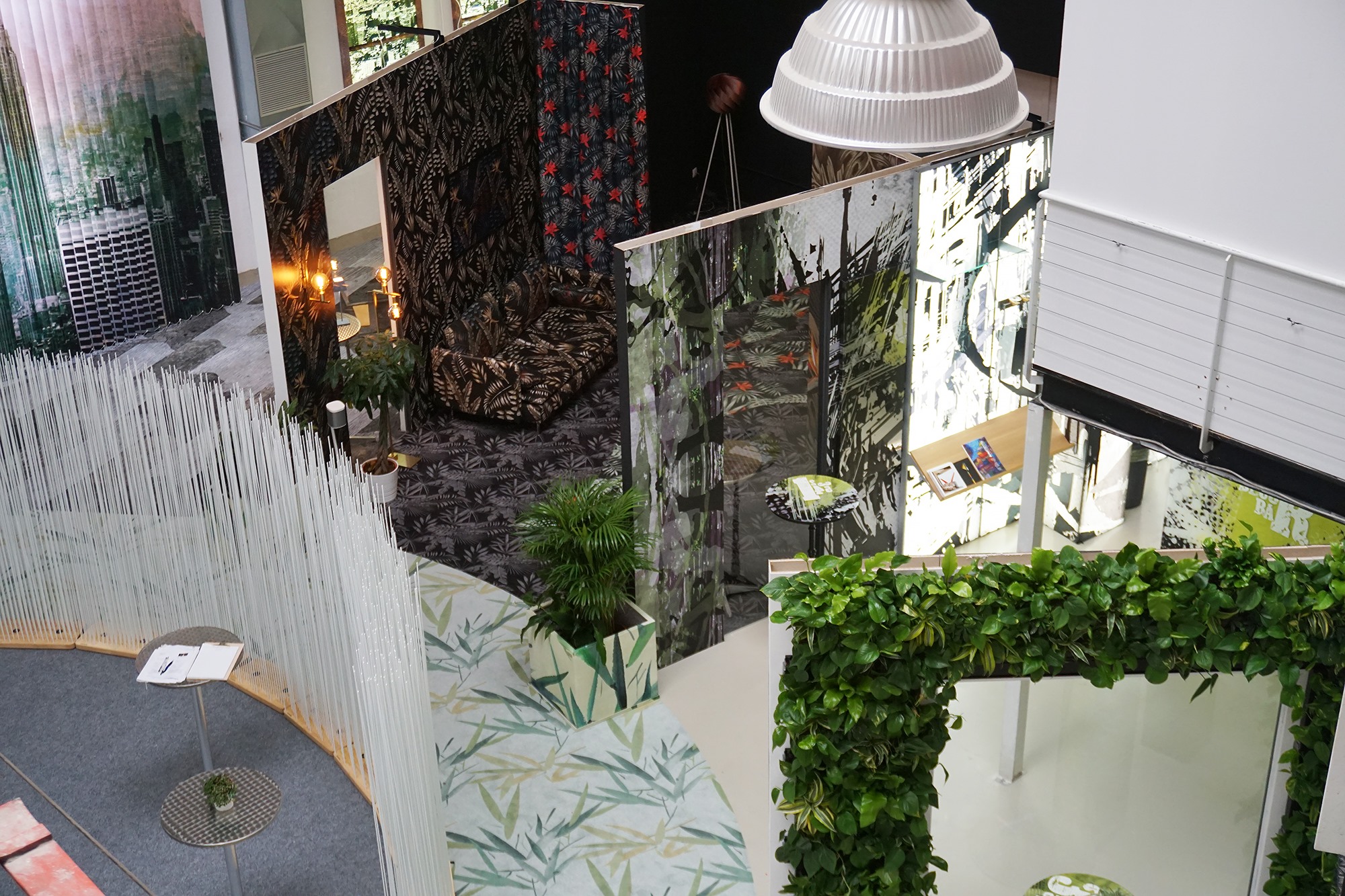 PressUP incontra architetti e design nello scenario biofilico del Decor Lab